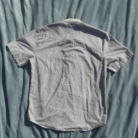 Volcom button down - Picture 3 of 3